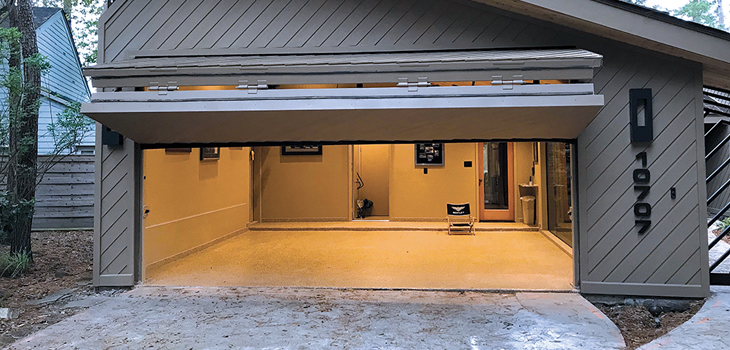 Vertical Bifold Garage Door Repair in Shadow Hills 